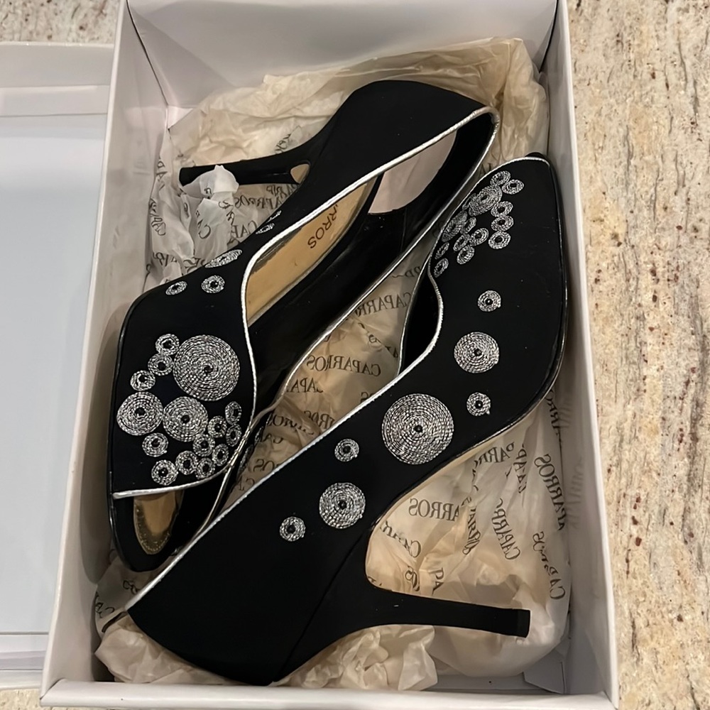 Black and Silver open toe pumps
